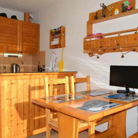 Ensoleille Avec Balcon Sud, Parking, Navette, 4 Couchages - - Fr-1-241-98 Apartment